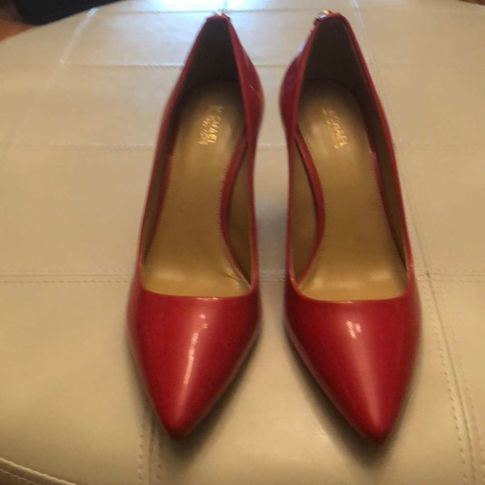 New! MICHAEL KORS DOROTHY PUMPS